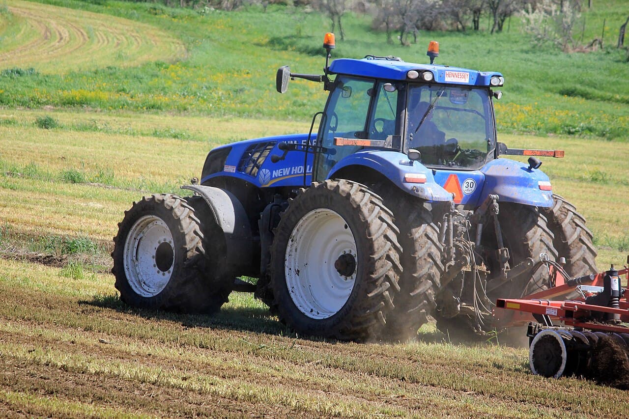 Máquinas e operações no campo
